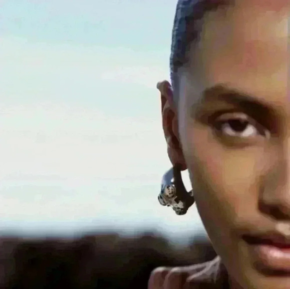 Zara Earrings - Picture 2 of 6